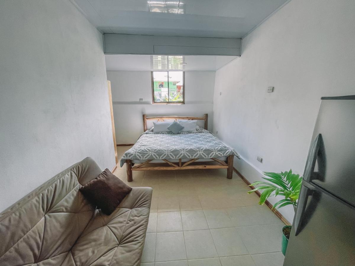 El Gato Rojas Surf Hostel Playa Santa Teresa  Zewnętrze zdjęcie