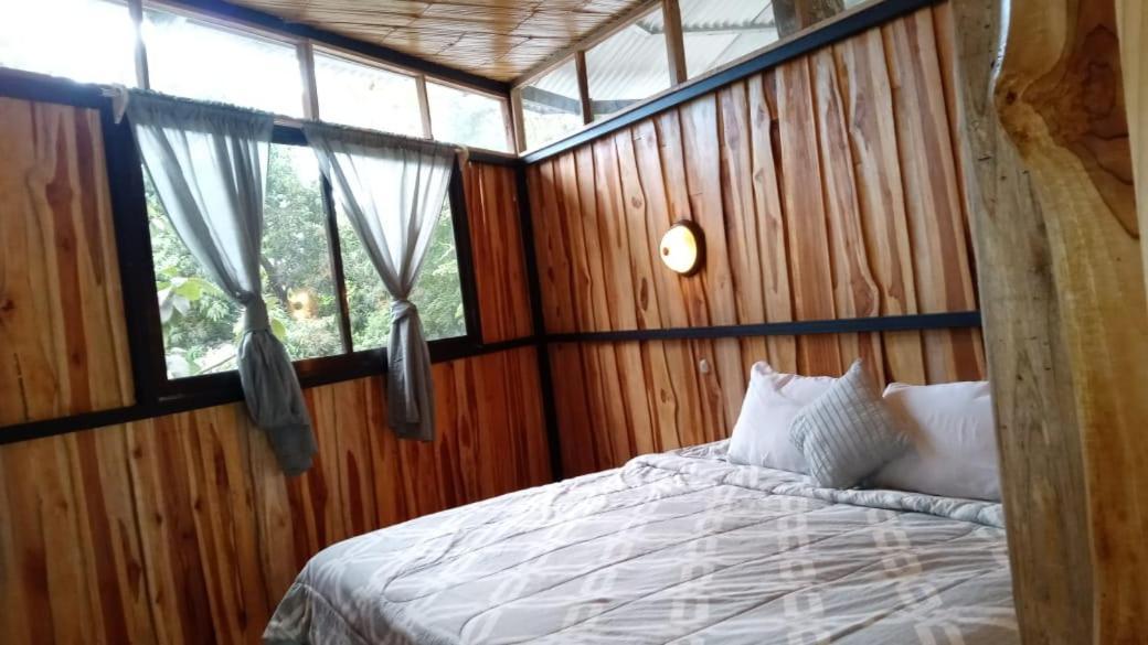 El Gato Rojas Surf Hostel Playa Santa Teresa  Zewnętrze zdjęcie