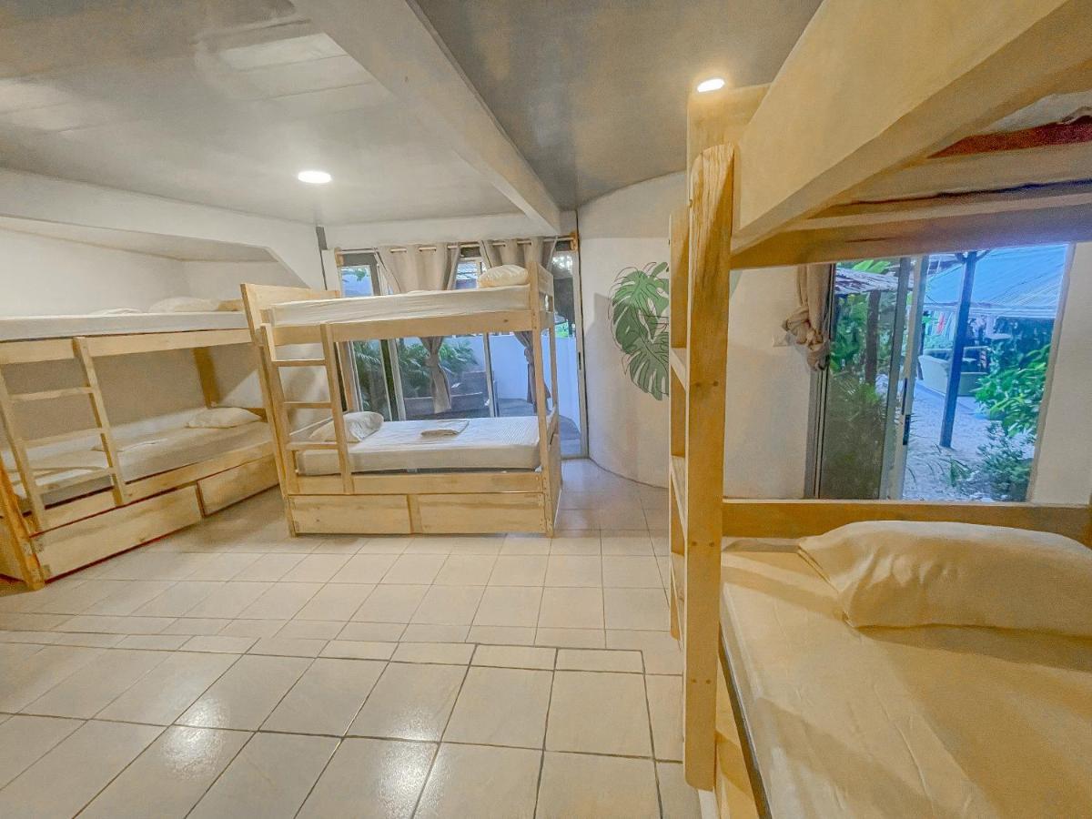 El Gato Rojas Surf Hostel Playa Santa Teresa  Zewnętrze zdjęcie