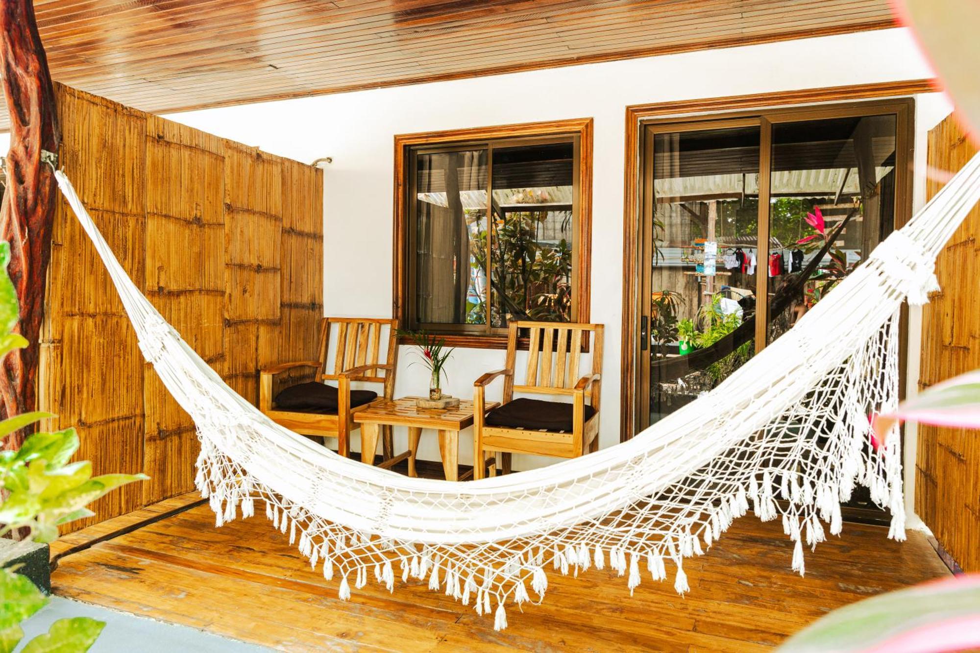 El Gato Rojas Surf Hostel Playa Santa Teresa  Zewnętrze zdjęcie